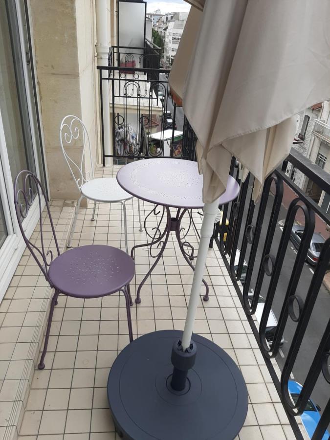 Appartement Cosy De Centre Ville Charenton-le-Pont Eksteriør bilde
