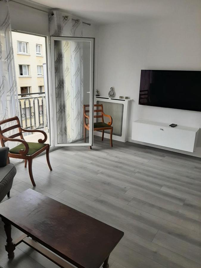 Appartement Cosy De Centre Ville Charenton-le-Pont Eksteriør bilde